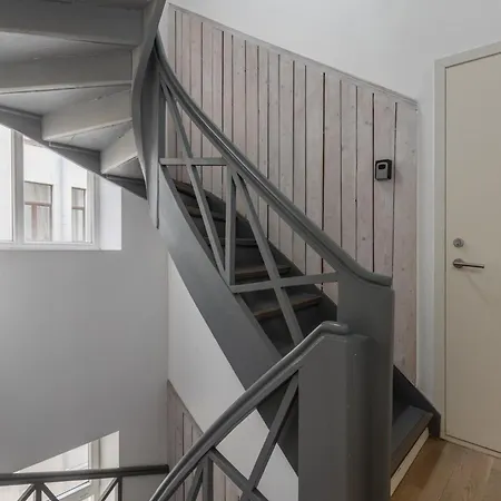 Efficient Centre Apartment *